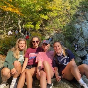 Meet your Posher, Nicky